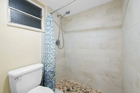 483 N Pine Island Road Plantation FL 33324