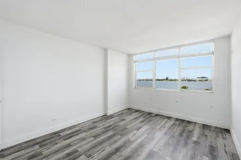 2800 N Flagler Drive West Palm Beach FL 33407