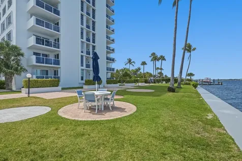 2800 N Flagler Drive West Palm Beach FL 33407