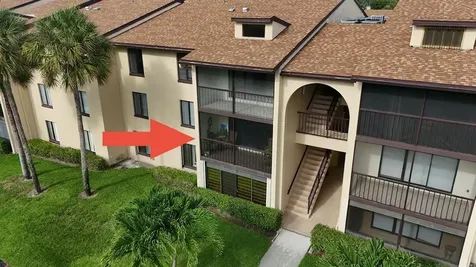 627 Sea Pine Way Greenacres FL 33415