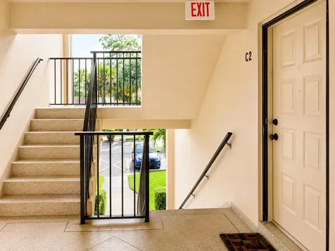 627 Sea Pine Way Greenacres FL 33415