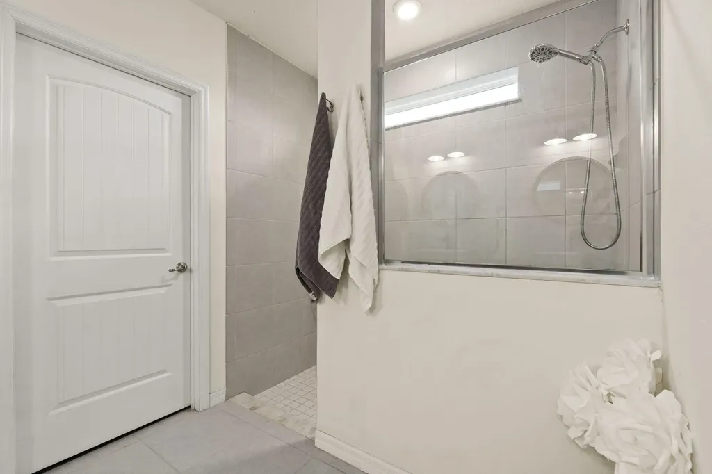 2141 SW Leafy Road Port St Lucie FL 34953