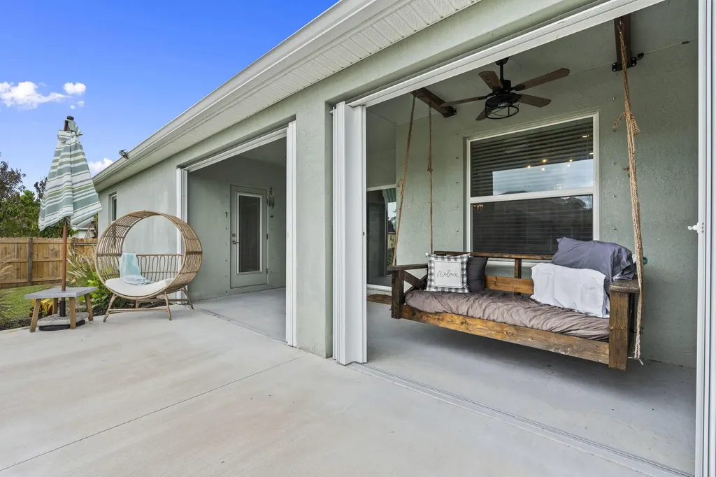 2141 SW Leafy Road Port St Lucie FL 34953