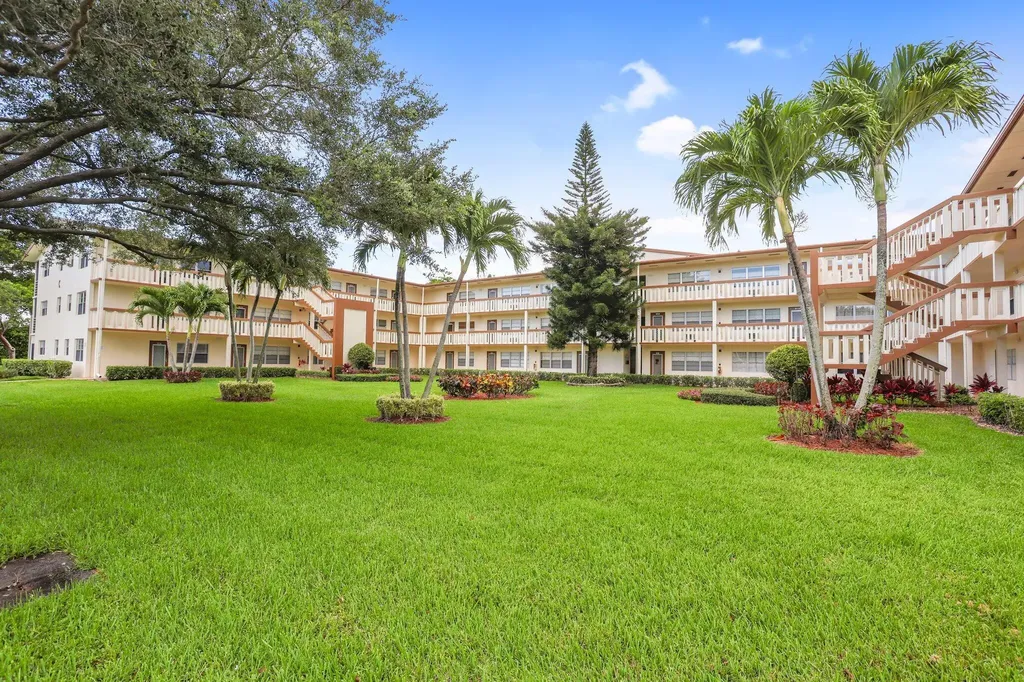 104 Mansfield C Drive Boca Raton FL 33434