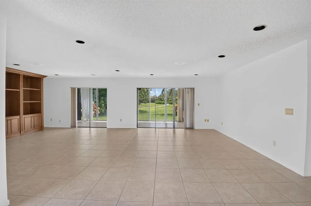 9264 Vista Del Lago Boca Raton FL 33428