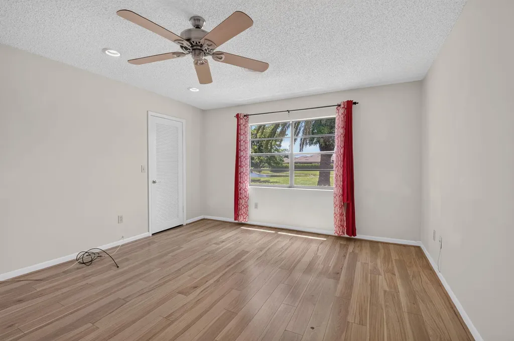 9264 Vista Del Lago Boca Raton FL 33428