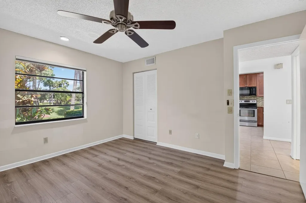 9264 Vista Del Lago Boca Raton FL 33428