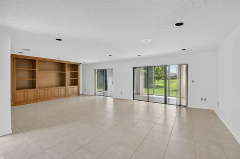 9264 Vista Del Lago Boca Raton FL 33428