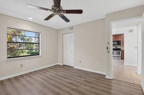 9264 Vista Del Lago Boca Raton FL 33428