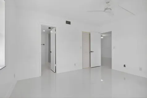 5561 Lakeside Drive Margate FL 33063