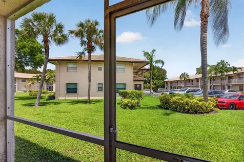 5561 Lakeside Drive Margate FL 33063