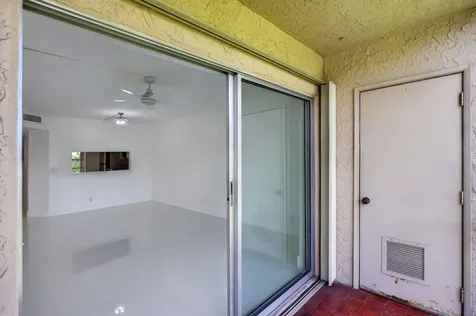 5561 Lakeside Drive Margate FL 33063