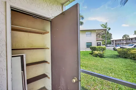 5561 Lakeside Drive Margate FL 33063