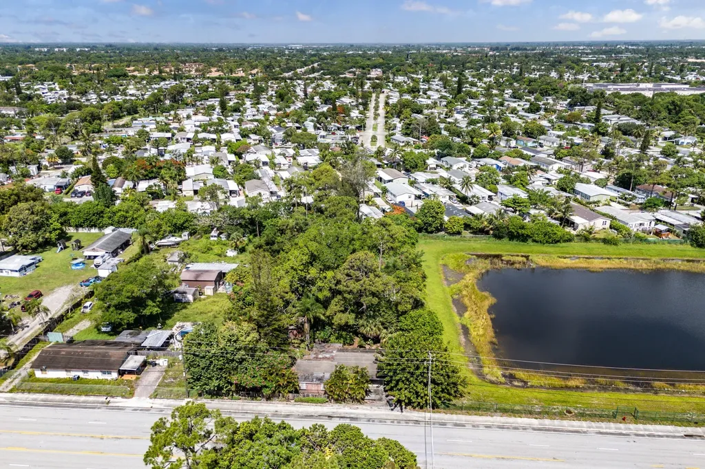 4401 S Haverhill Road Lake Worth FL 33463