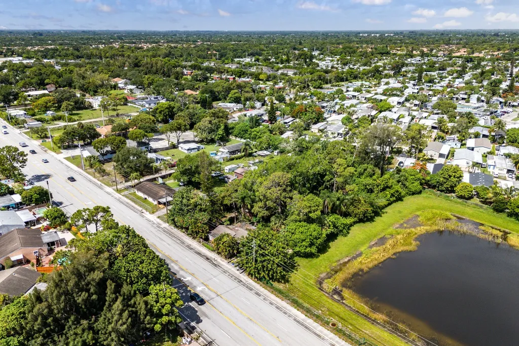 4401 S Haverhill Road Lake Worth FL 33463