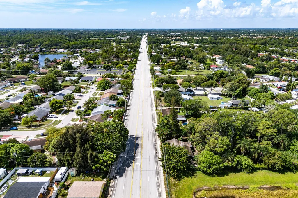 4401 S Haverhill Road Lake Worth FL 33463