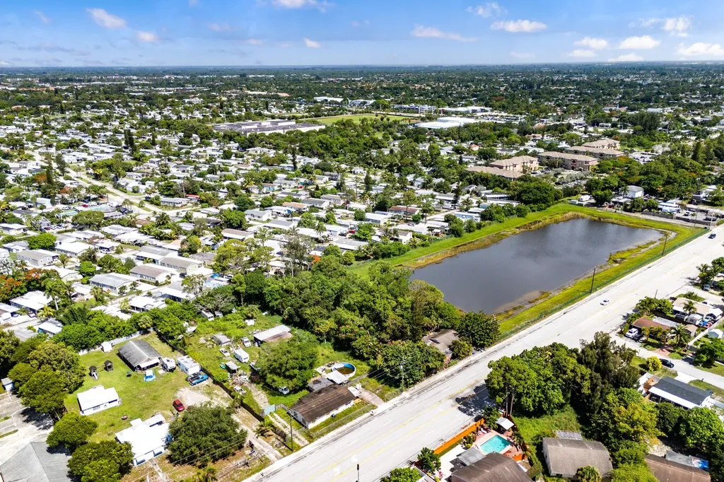 4401 S Haverhill Road Lake Worth FL 33463