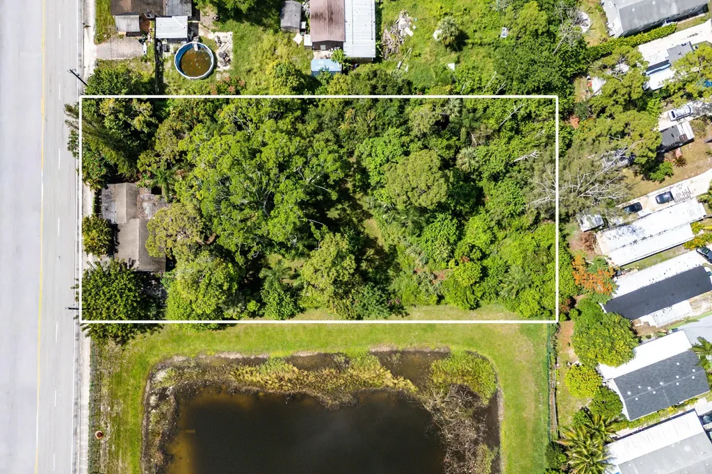 4401 S Haverhill Road Lake Worth FL 33463