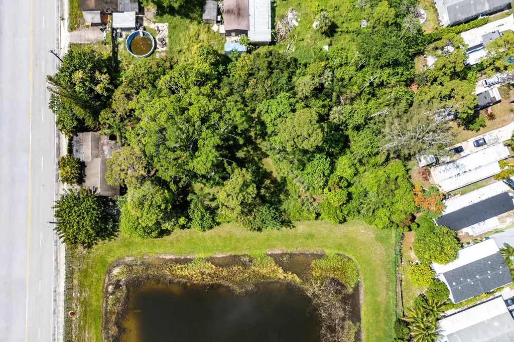 4401 S Haverhill Road Lake Worth FL 33463