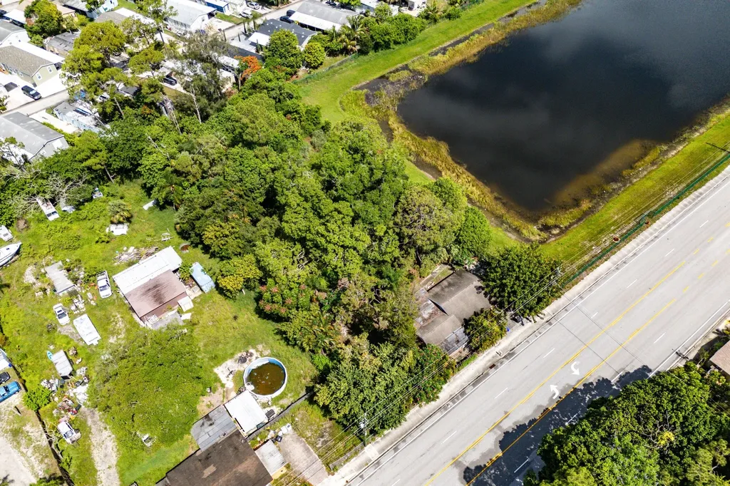 4401 S Haverhill Road Lake Worth FL 33463