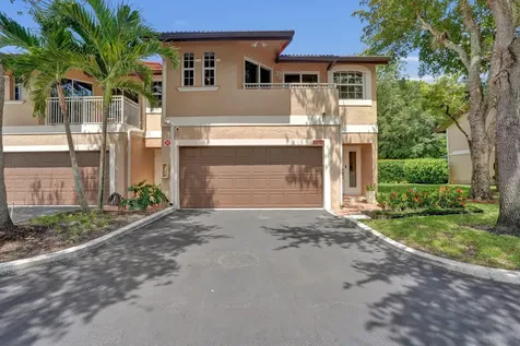 4921 Riverside Drive Coral Springs FL 33067