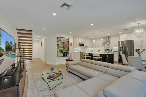 4921 Riverside Drive Coral Springs FL 33067