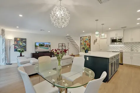 4921 Riverside Drive Coral Springs FL 33067