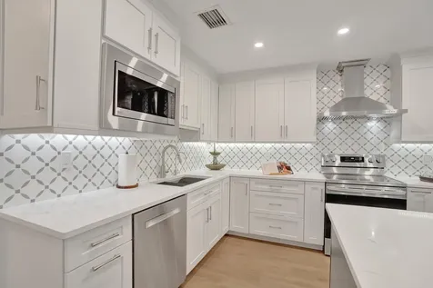 4921 Riverside Drive Coral Springs FL 33067