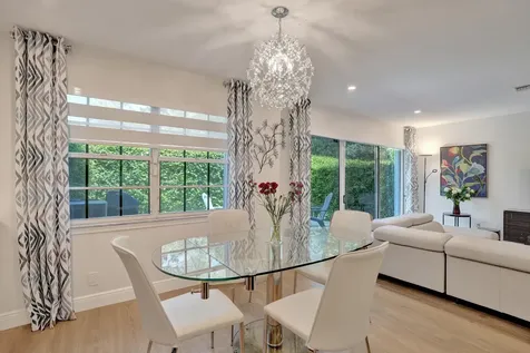 4921 Riverside Drive Coral Springs FL 33067