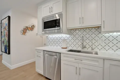 4921 Riverside Drive Coral Springs FL 33067
