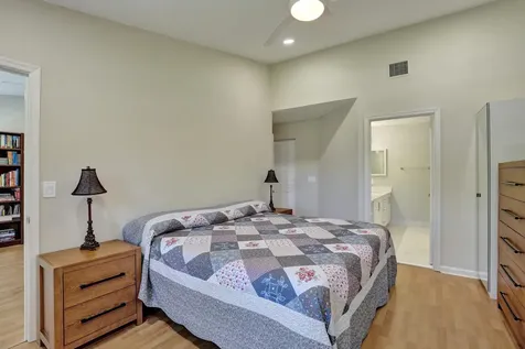 4921 Riverside Drive Coral Springs FL 33067