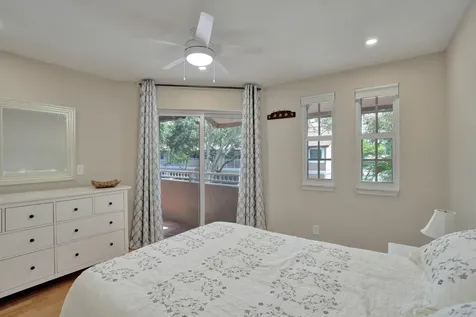 4921 Riverside Drive Coral Springs FL 33067