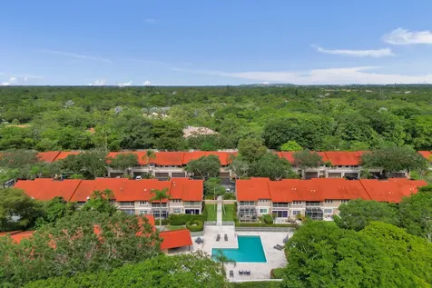 4921 Riverside Drive Coral Springs FL 33067