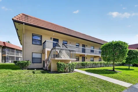 21895 Lake Forest Circle Boca Raton FL 33433
