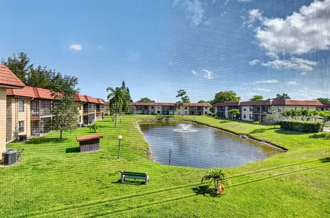 21895 Lake Forest Circle Boca Raton FL 33433