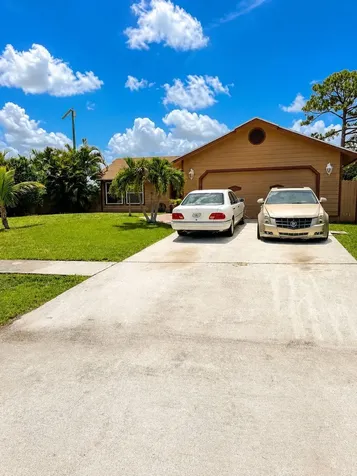 5202 El Claro Circle West Palm Beach FL 33415