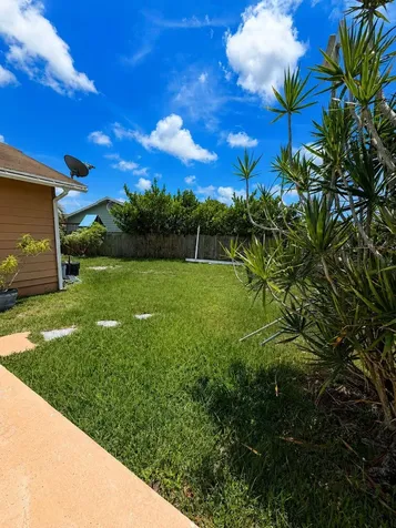 5202 El Claro Circle West Palm Beach FL 33415
