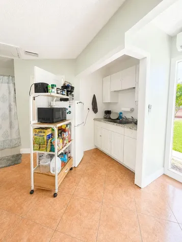 5202 El Claro Circle West Palm Beach FL 33415