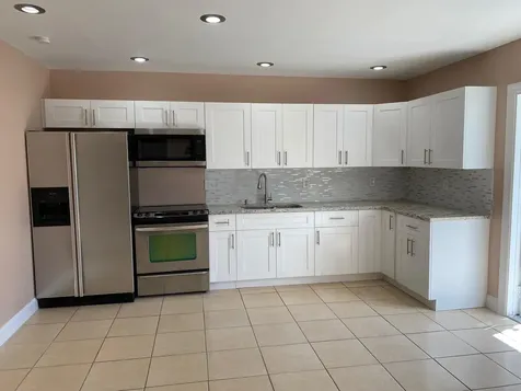 16 NE 9th Avenue Deerfield Beach FL 33441