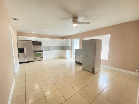 16 NE 9th Avenue Deerfield Beach FL 33441
