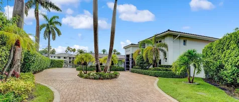2593 SE 9th Street Pompano Beach FL 33062
