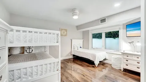 2593 SE 9th Street Pompano Beach FL 33062
