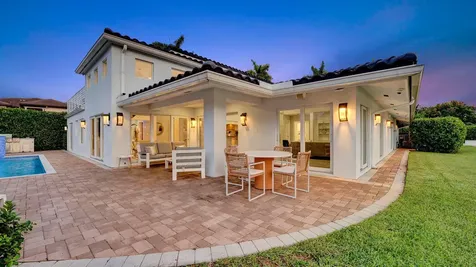 2593 SE 9th Street Pompano Beach FL 33062
