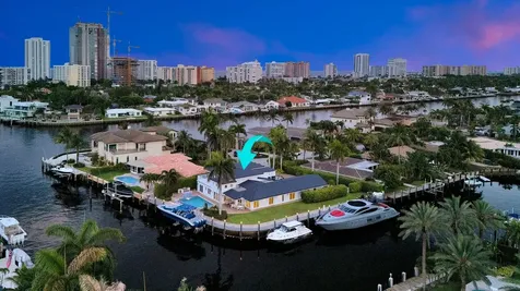 2593 SE 9th Street Pompano Beach FL 33062