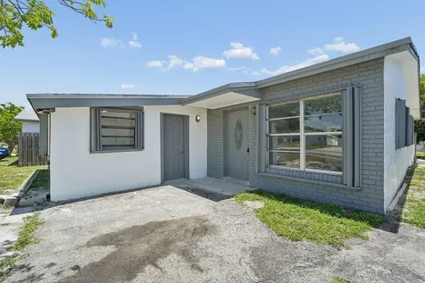 488 NW 2nd Terrace Deerfield Beach FL 33441