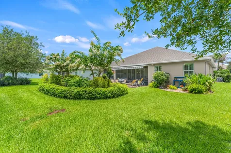 1573 Segovia Circle Vero Beach FL 32966