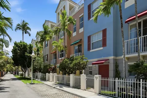 542 NE 7th Avenue Fort Lauderdale FL 33301