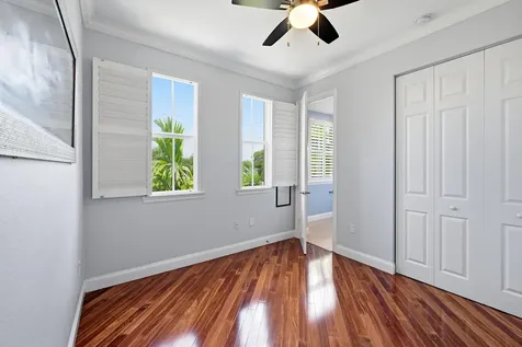 542 NE 7th Avenue Fort Lauderdale FL 33301
