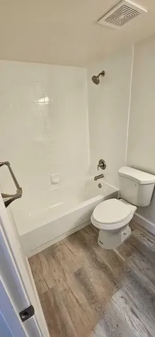 118 Lake Emerald Drive Oakland Park FL 33309