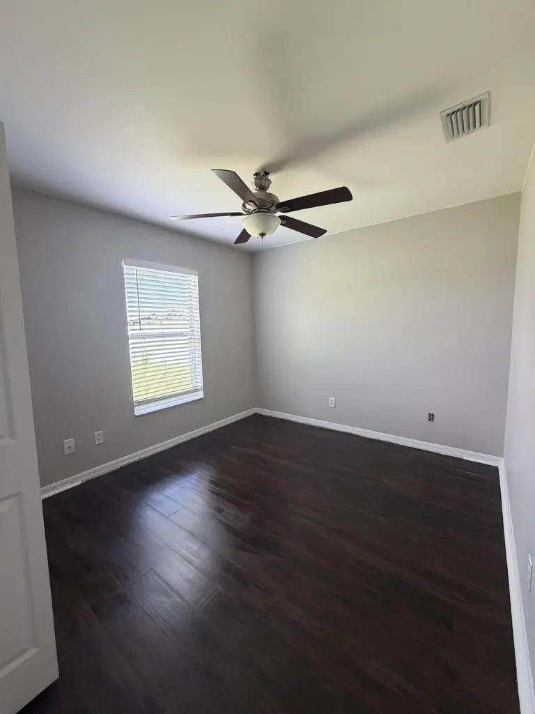 581 NW Goldcoast Avenue Port St Lucie FL 34983
